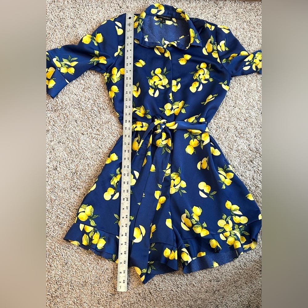 Banana Republic Navy Blue with Lemons Print Ruffle Shorts Tie Belt Romper Sz 4 - Picture 14 of 14